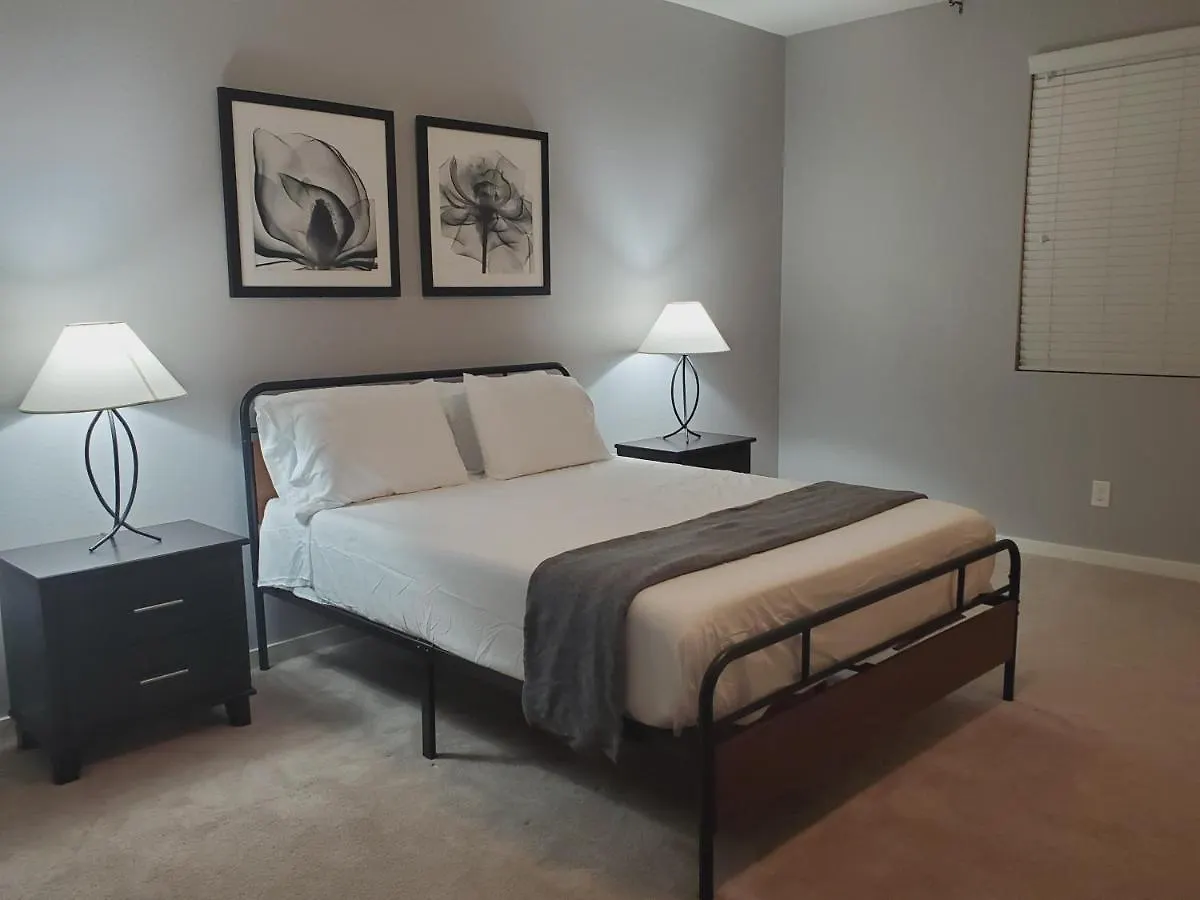 Homestay Adventure Short Term Stays - Southgate Ave Phoenix United States