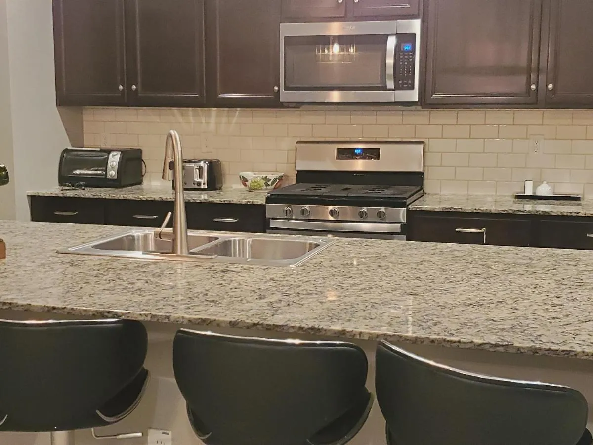 Adventure Short Term Stays - Southgate Ave Phoenix 0*,  United States