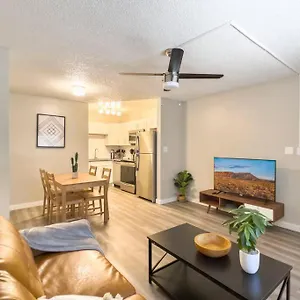 Updated With Pool - Close To Airport, Zoo, & Asu Apartment