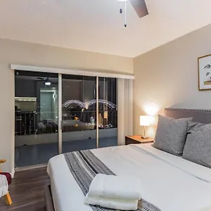 Cozy In Downtown High-rise Apartment Memphis